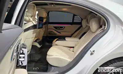 Mercedes-Benz S-Class 2023 3.0 Автомат в Москве № 177820, миниатюра 4