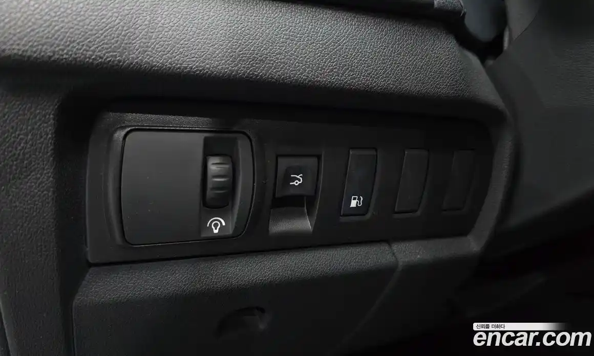 Renault SM3 2012 1.6 Автомат в Москве № 178317, фото 16