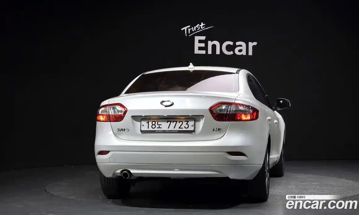 Renault SM3 2012 1.6 Автомат в Москве № 178317, фото 7