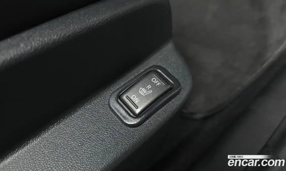 Renault SM3 2012 1.6 Автомат в Москве № 178317, фото 9