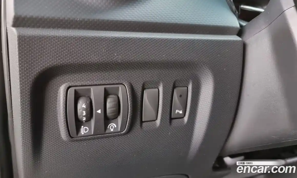 Renault QM3 2014 1.5 Автомат в Москве № 179996, фото 14