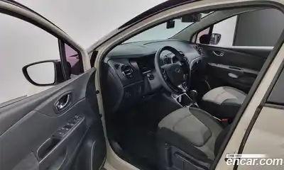 Renault QM3 2014 1.5 Автомат в Москве № 179996, миниатюра 2