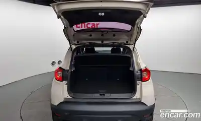 Renault QM3 2014 1.5 Автомат в Москве № 179996, миниатюра 6