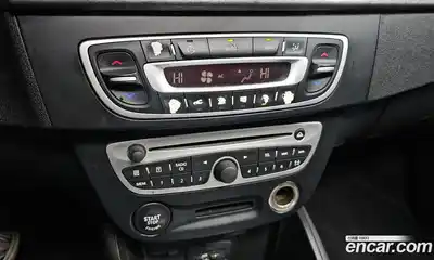 Renault SM3 2011 1.6 Автомат в Москве № 183285, миниатюра 10