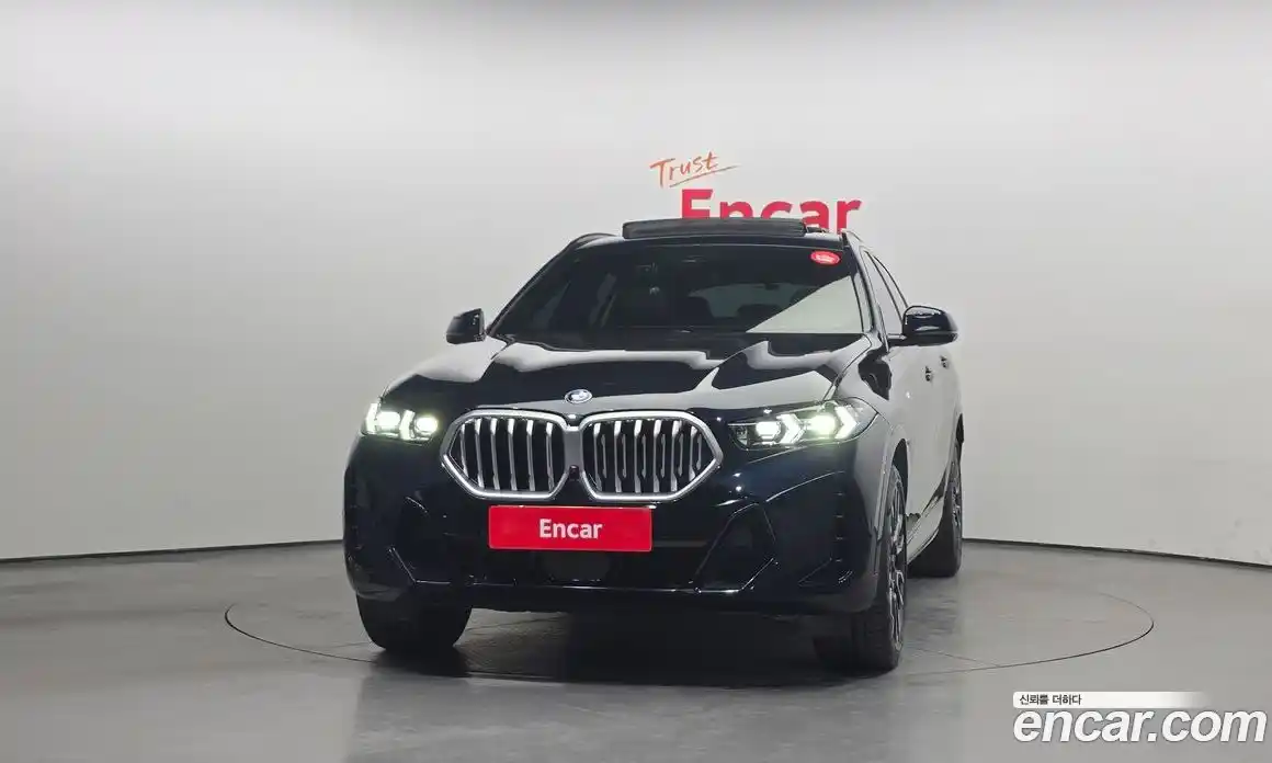 BMW X6 2025 3.0 Автомат в Москве № 188115, фото 1