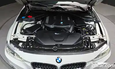 BMW 3-Series 2018 2.0 Автомат в Москве № 191794, миниатюра 2