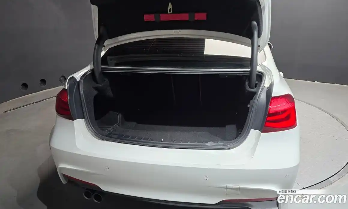 BMW 3-Series 2018 2.0 Автомат в Москве № 191794, фото 8