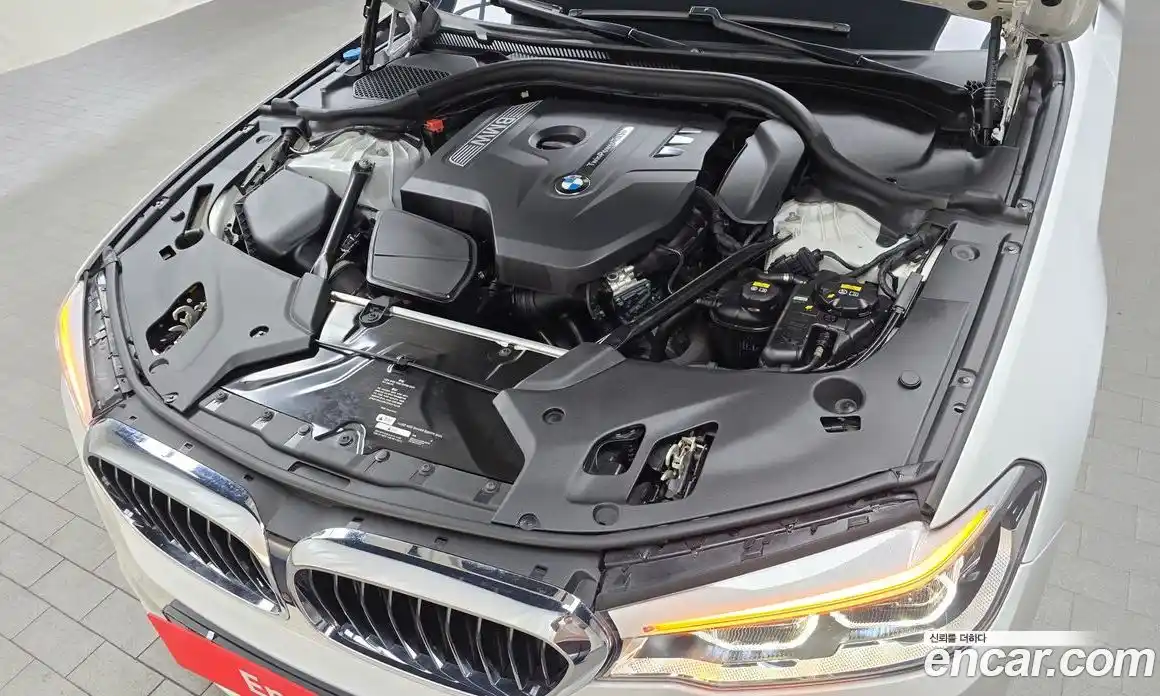 BMW 5-Series 2018 2.0 Автомат в Москве № 192037, фото 13