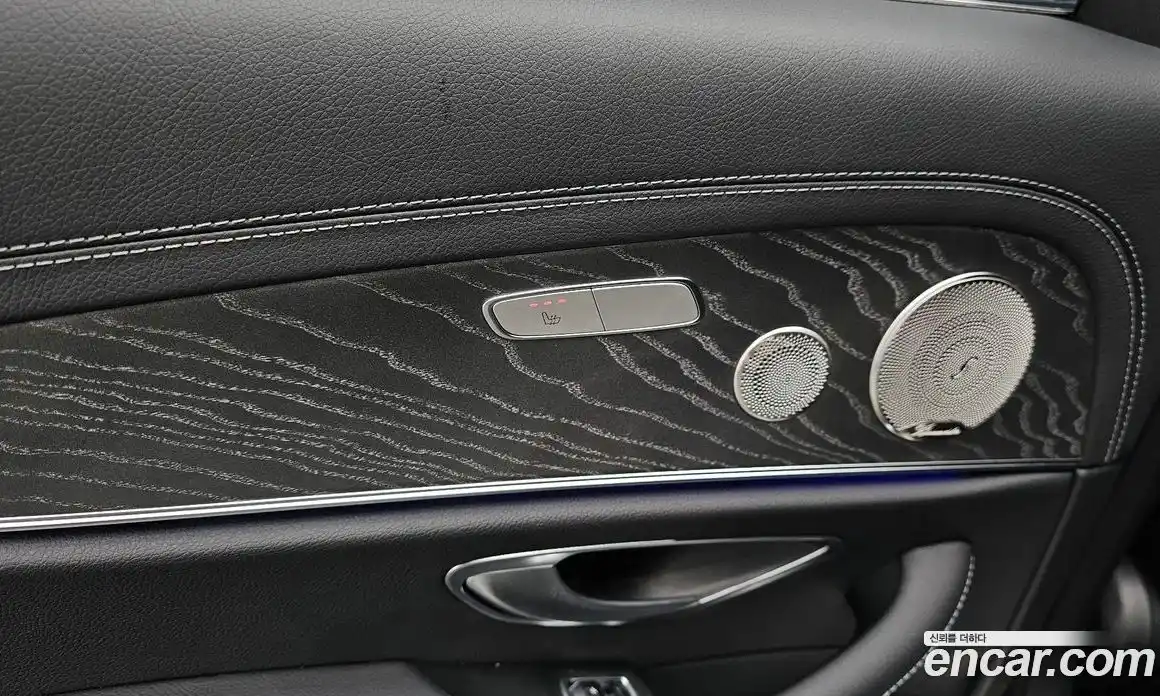 Mercedes-Benz E-Class 2023 2.0 Автомат в Москве № 193880, фото 18