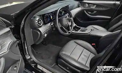 Mercedes-Benz E-Class 2023 2.0 Автомат в Москве № 193880, миниатюра 8