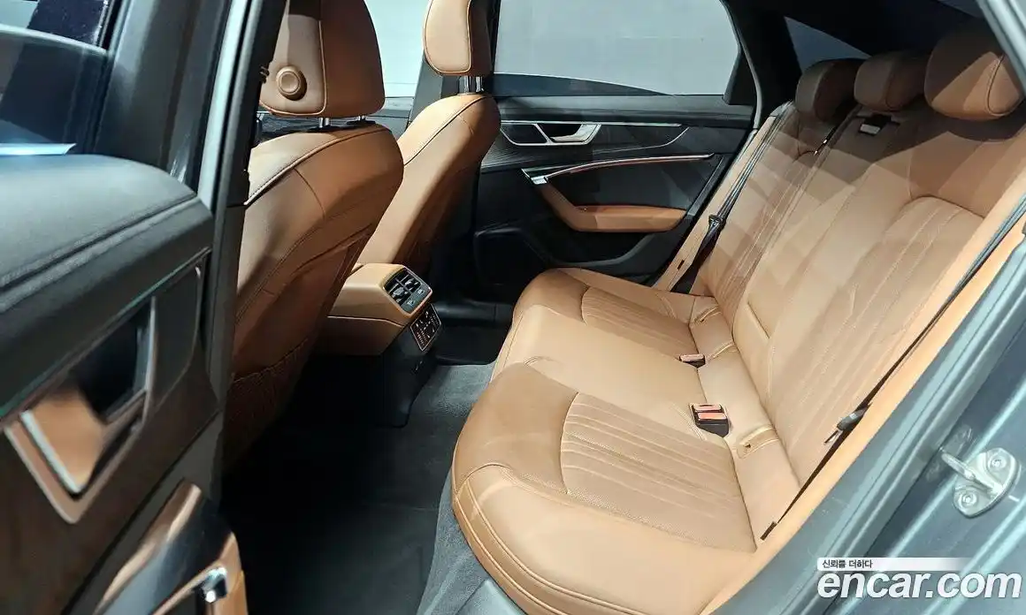 Audi A6 2023 2.0 Автомат в Москве № 196224, фото 13