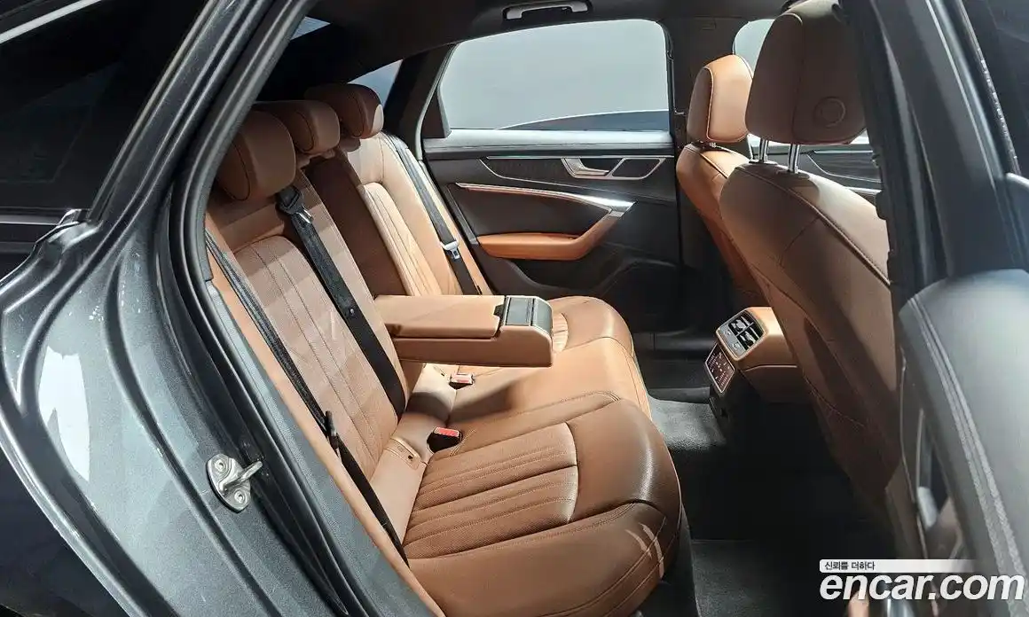 Audi A6 2023 2.0 Автомат в Москве № 196224, фото 14