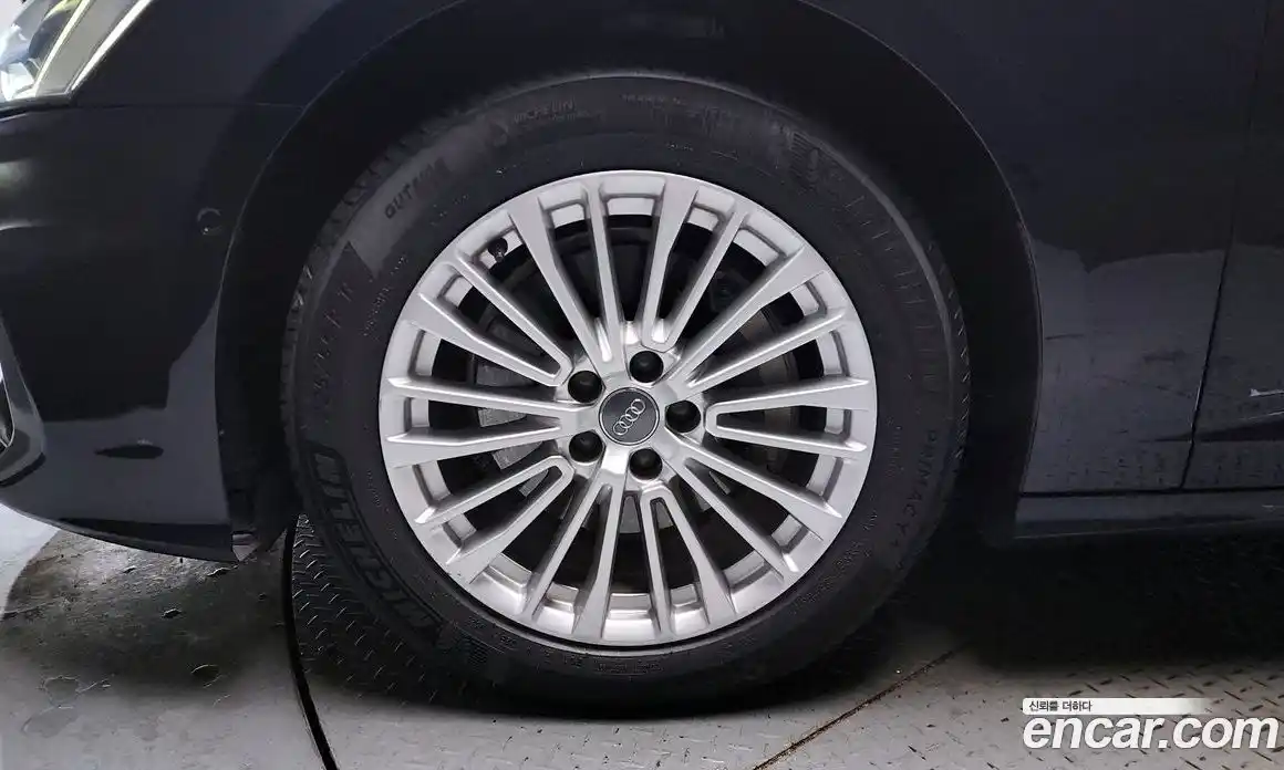 Audi A6 2019 2.0 Автомат в Москве № 196246, фото 12