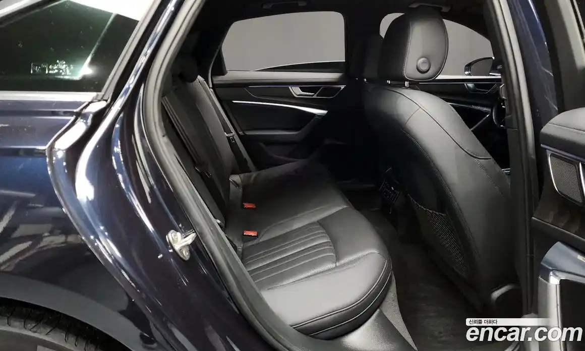 Audi A6 2019 2.0 Автомат в Москве № 196246, фото 13