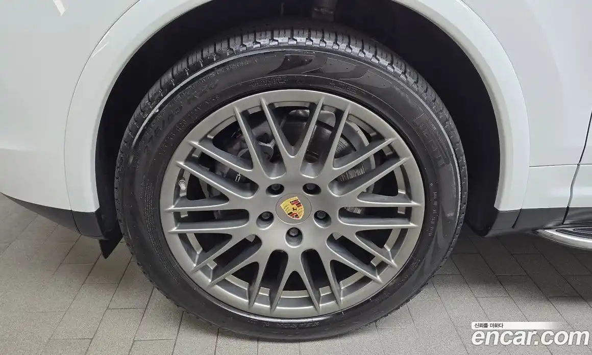 Porsche Cayenne 2017 3.0 Автомат в Москве № 197680, фото 15