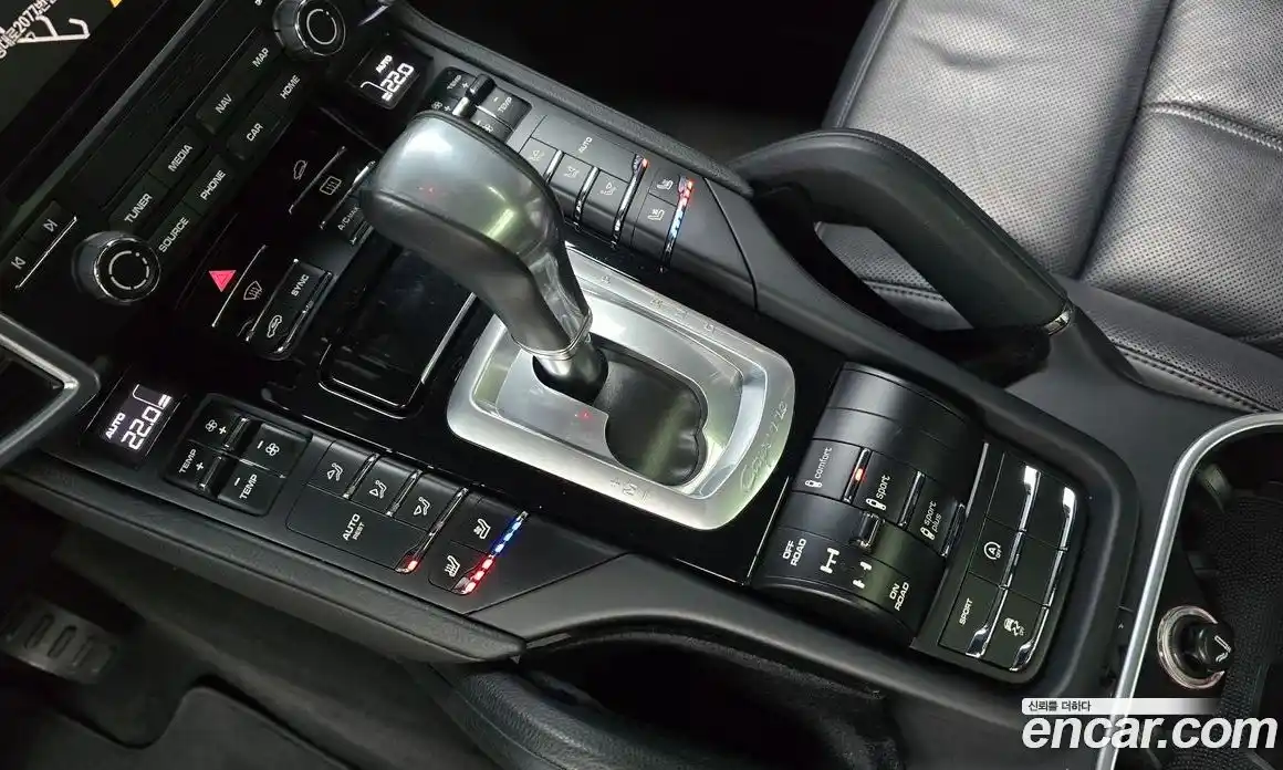 Porsche Cayenne 2017 3.0 Автомат в Москве № 197680, фото 16