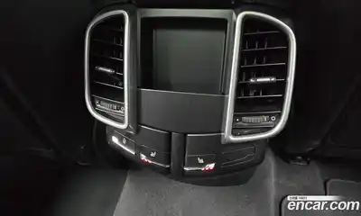 Porsche Cayenne 2017 3.0 Автомат в Москве № 197680, миниатюра 7