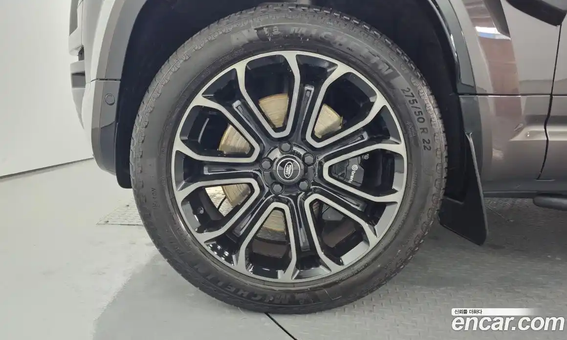 Land Rover Defender 2025 4.4 Автомат в Москве № 198087, фото 6