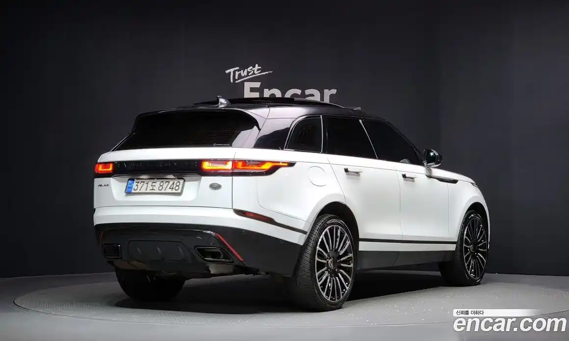 Land Rover Range-Rover Velar 2018 2.0 Автомат в Москве № 198214, фото 13