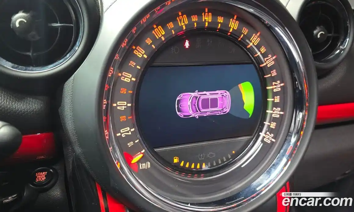 Mini Countryman 2013 1.6 Автомат в Москве № 198336, фото 18