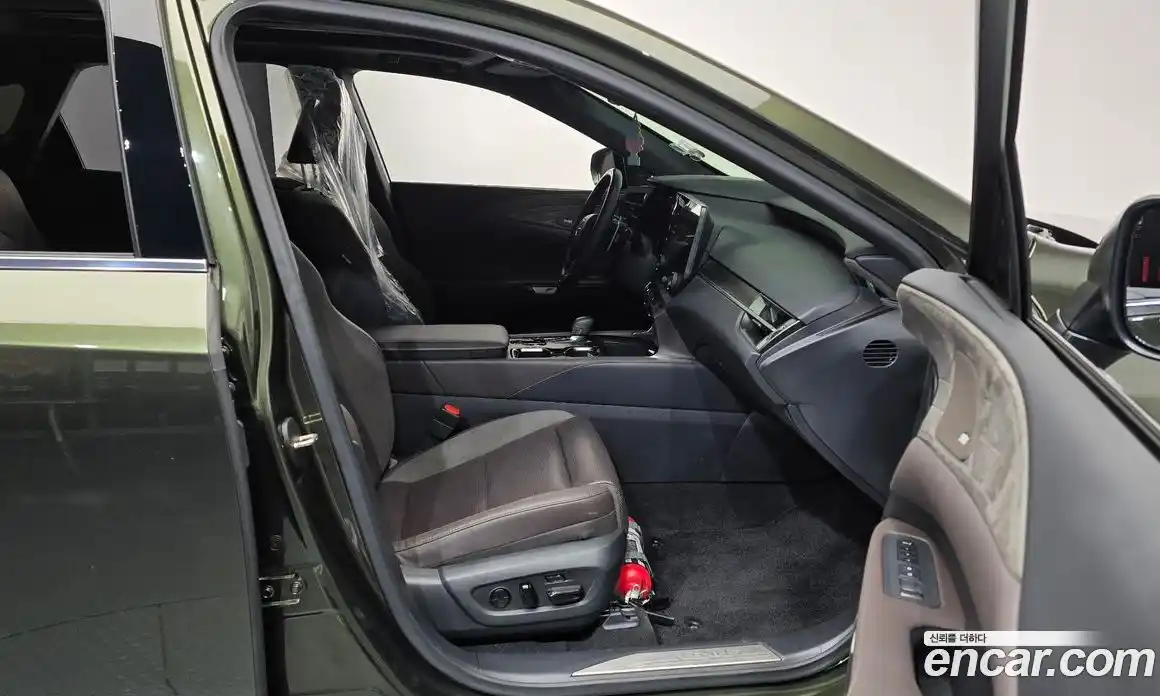 Lexus RX 2024 2.5 Автомат в Москве № 198721, фото 9