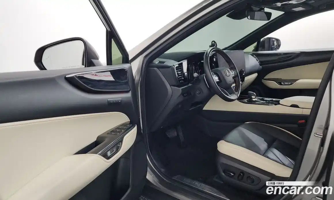 Lexus NX 2024 2.5 Автомат в Москве № 198752, фото 5