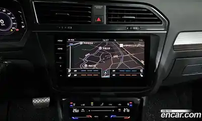 Volkswagen Tiguan 2023 2.0 Автомат в Москве № 198921, миниатюра 5