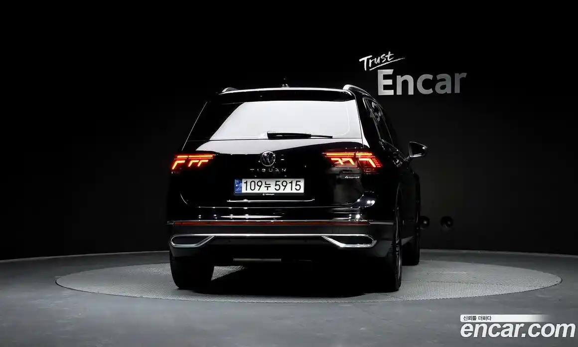 Volkswagen Tiguan 2023 2.0 Автомат в Москве № 199043, фото 13