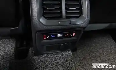 Volkswagen Tiguan 2023 2.0 Автомат в Москве № 199043, миниатюра 10