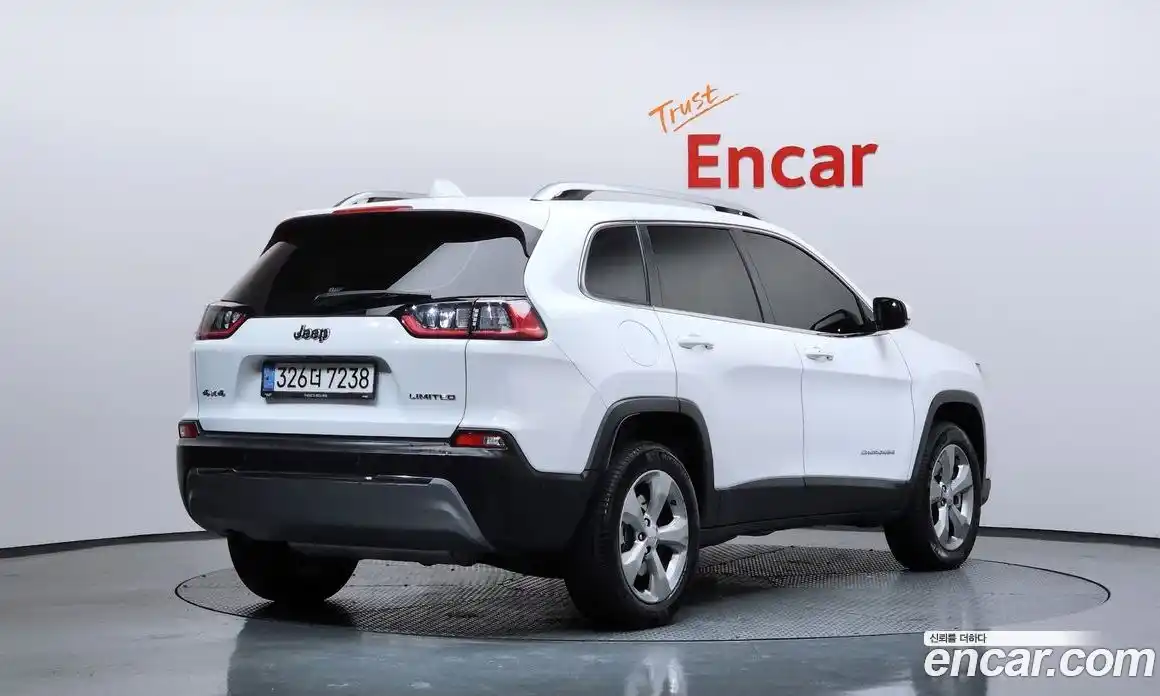 Jeep Cherokee 2021 2.4 Автомат в Москве № 199448, фото 13