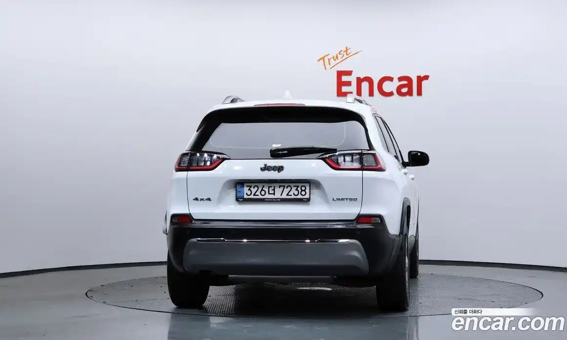 Jeep Cherokee 2021 2.4 Автомат в Москве № 199448, фото 6