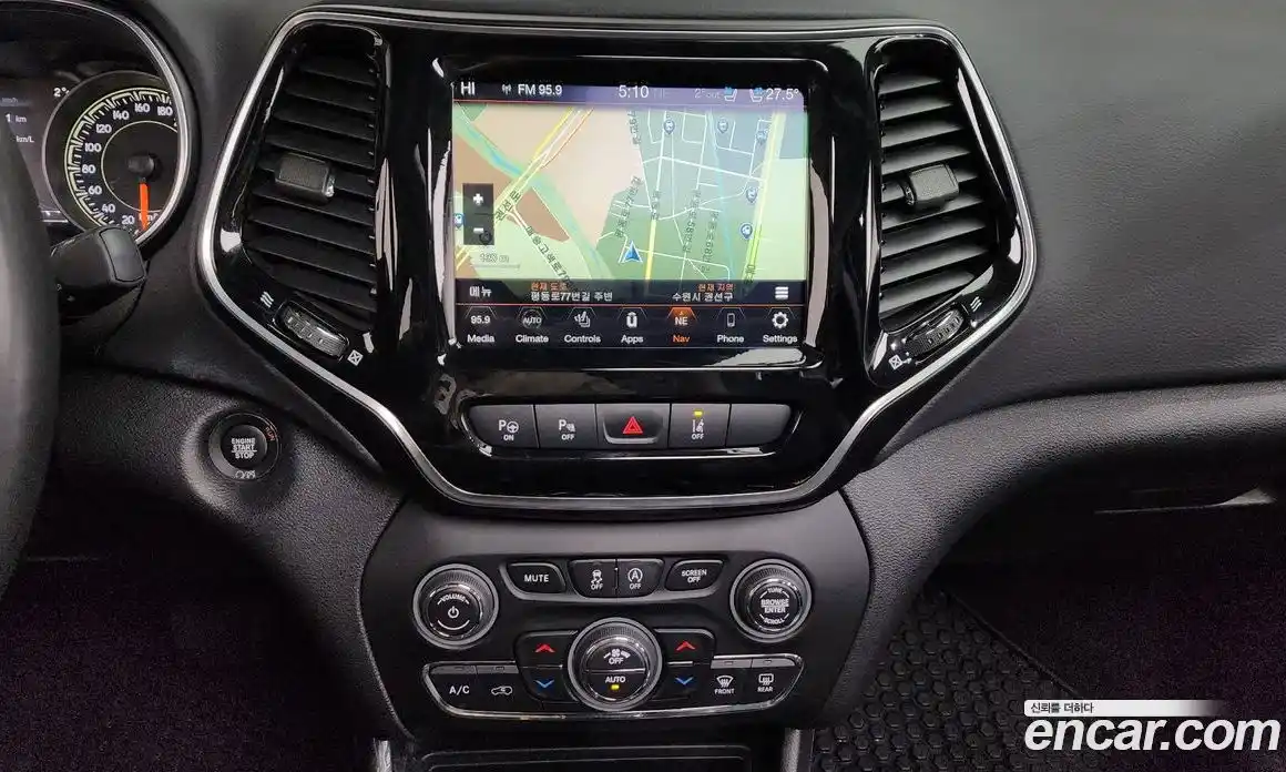 Jeep Cherokee 2021 2.4 Автомат в Москве № 199448, фото 8