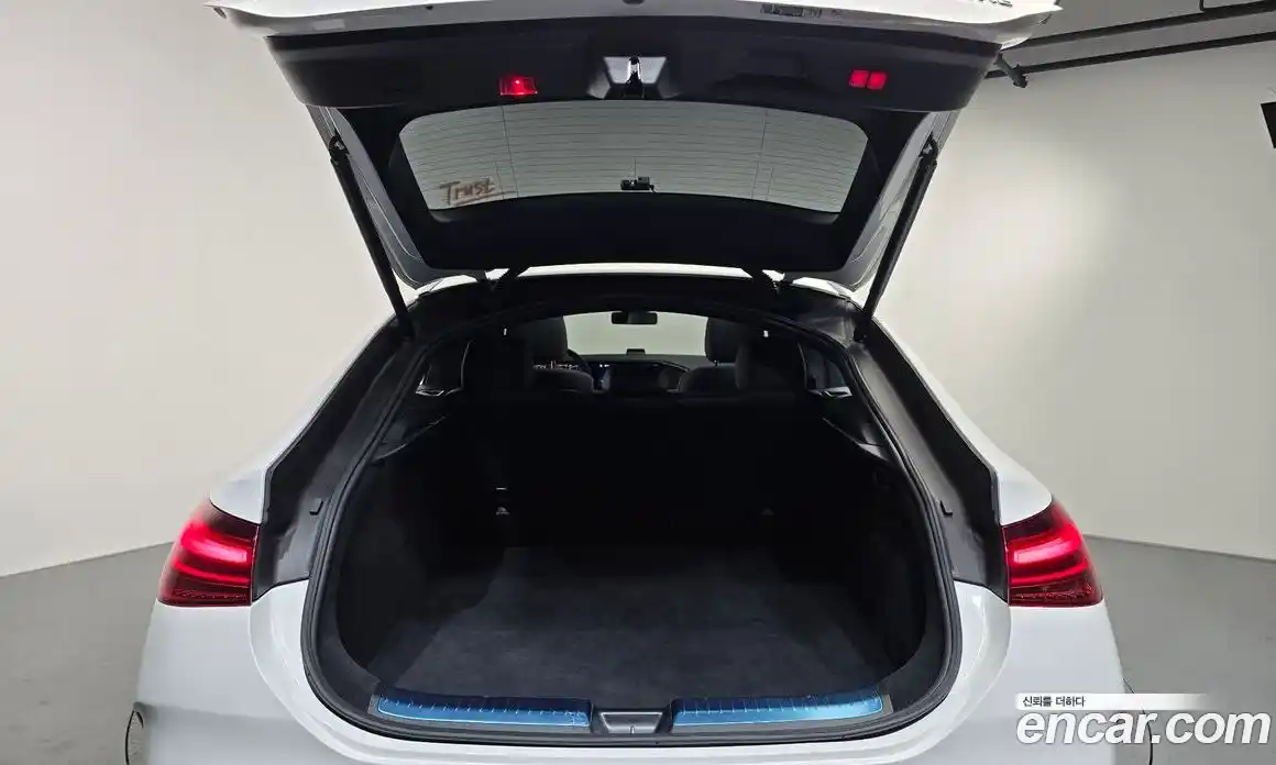 Mercedes-Benz GLE-Class 2024 2.0 Автомат в Москве № 201809, фото 4