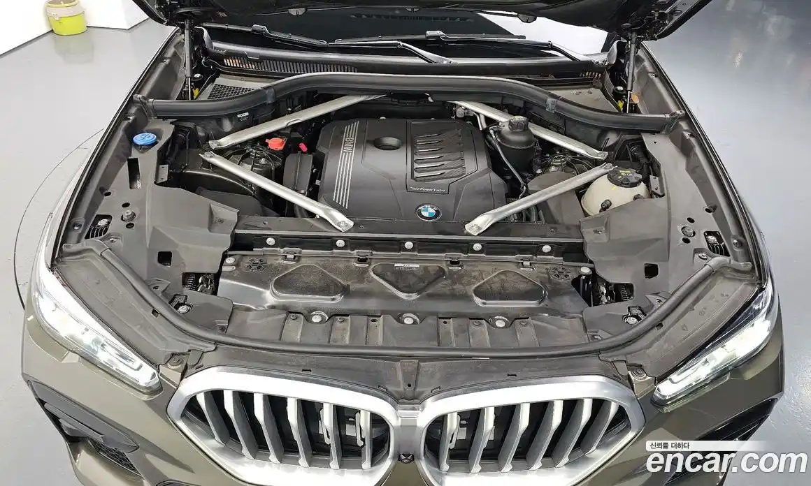 BMW X6 2022 3.0 Автомат в Москве № 210564, фото 1