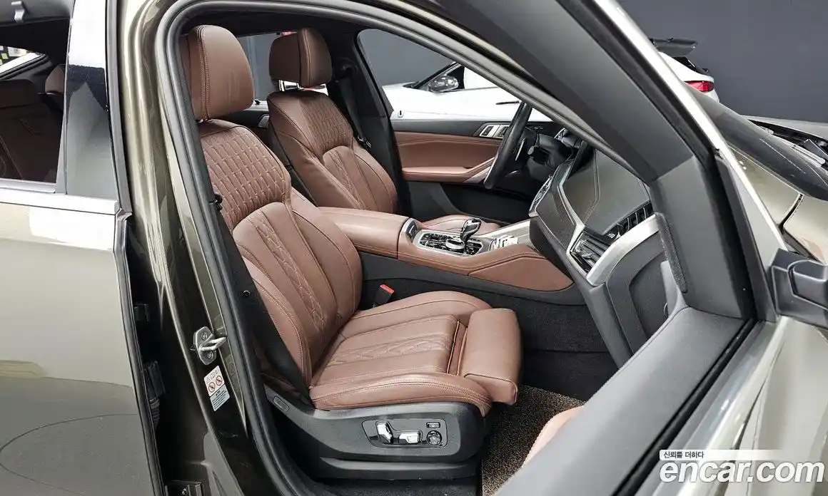 BMW X6 2022 3.0 Автомат в Москве № 210564, фото 13