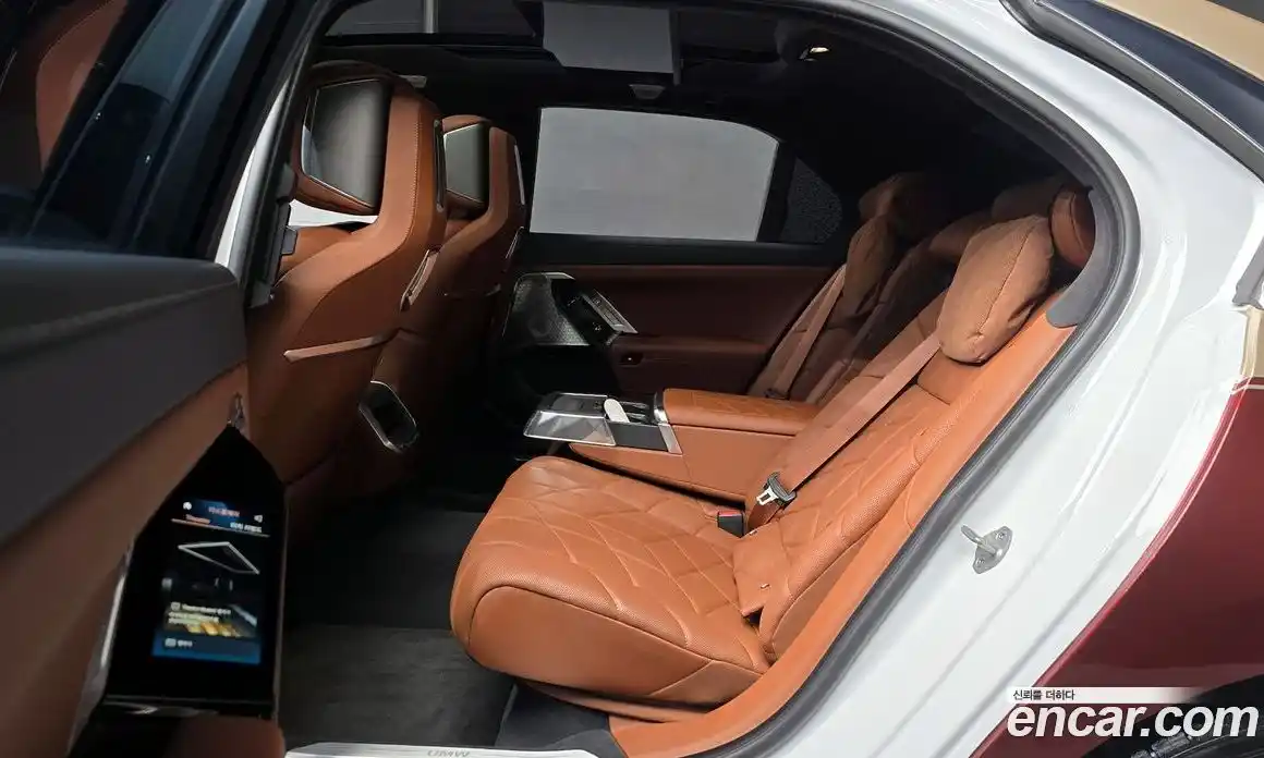 BMW 7-Series 2023 3.0 Автомат в Москве № 211386, фото 17