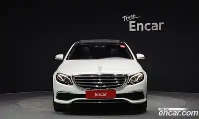 Mercedes-Benz E-Class 2017 2.0 Автомат в Москве № 211945, миниатюра 5
