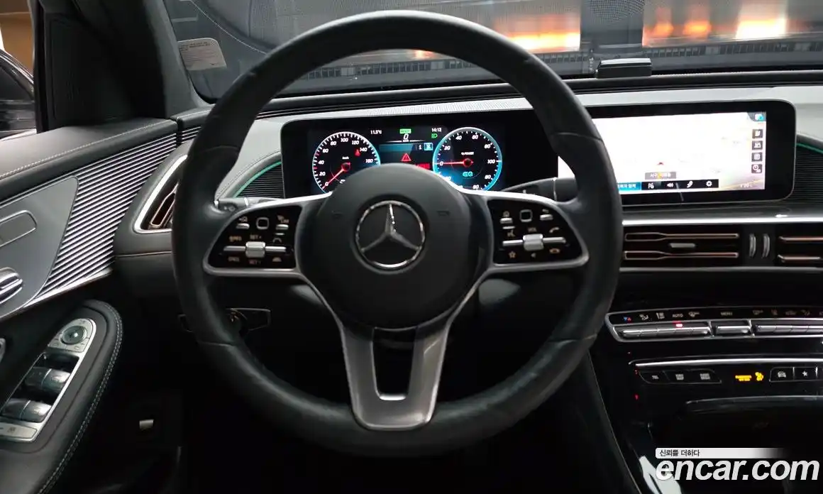 Mercedes-Benz EQC 2020 0.2 Автомат в Москве № 212011, фото 13