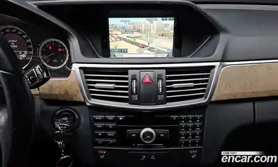 Mercedes-Benz E-Class 2011 3.5 Автомат в Москве № 212182, миниатюра 12