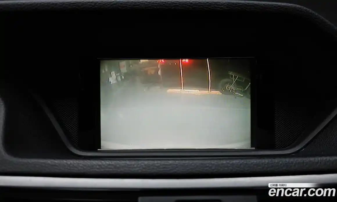 Mercedes-Benz E-Class 2011 3.5 Автомат в Москве № 212182, фото 10