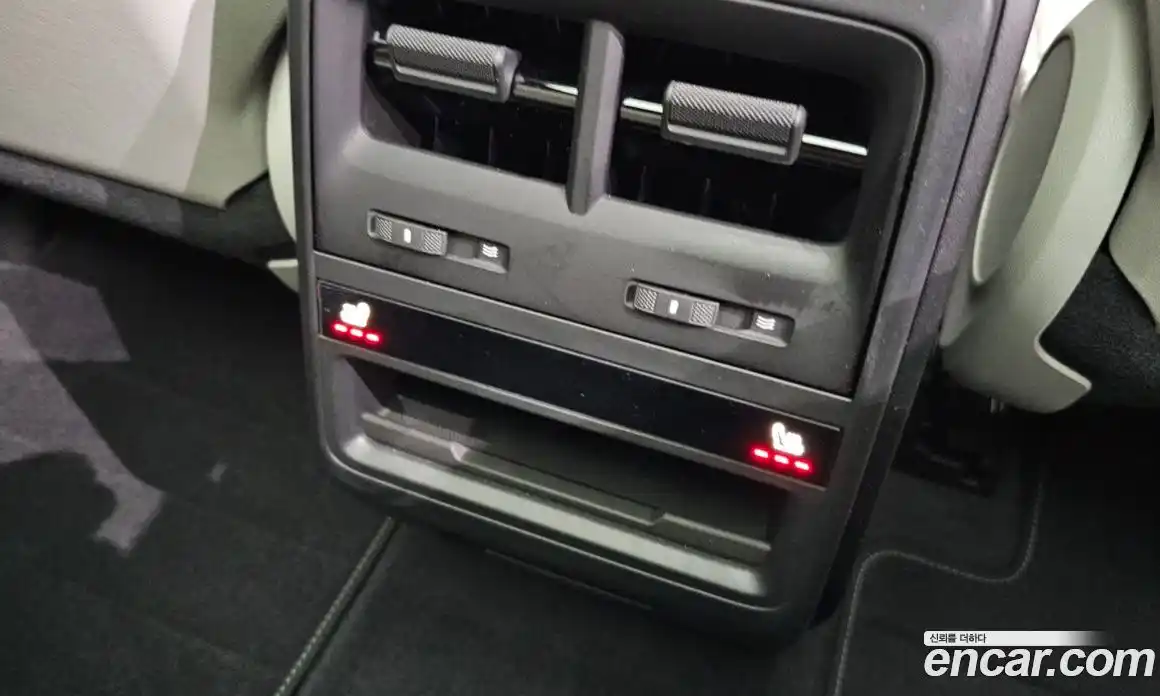 Porsche Macan 2025 0.2 Автомат в Москве № 212956, фото 13