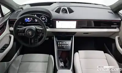Porsche Macan 2025 0.2 Автомат в Москве № 212956, миниатюра 5