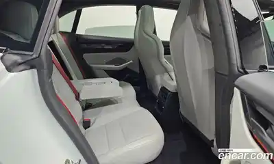 Porsche Macan 2025 0.2 Автомат в Москве № 212956, миниатюра 7