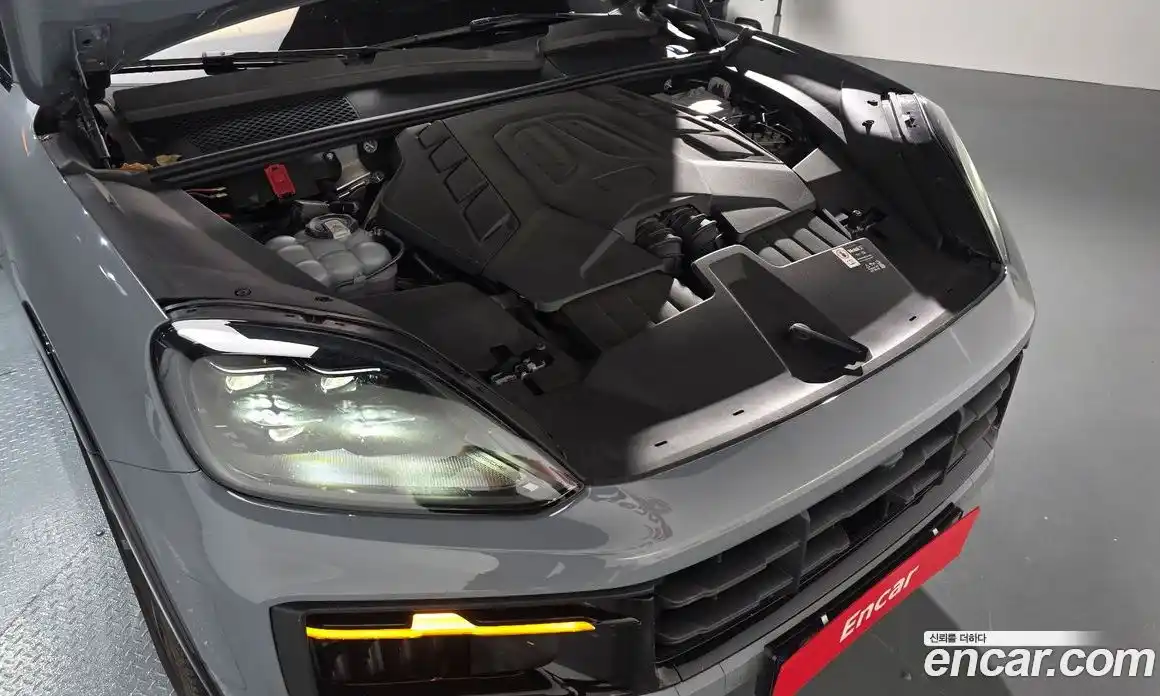 Porsche Cayenne 2025 4.0 Автомат в Москве № 213070, фото 16