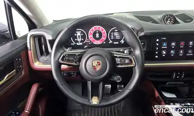 Porsche Cayenne 2025 4.0 Автомат в Москве № 213070, миниатюра 3