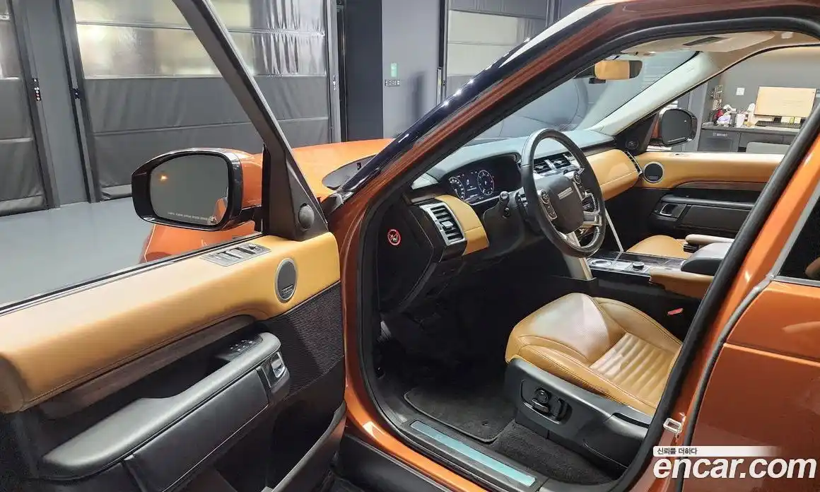 Land Rover Discovery 2018 3.0 Автомат в Москве № 213628, фото 6