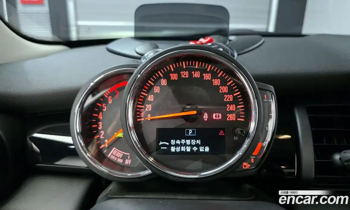 Mini Cooper 2019 1.5 Автомат в Москве № 214265, фото 15