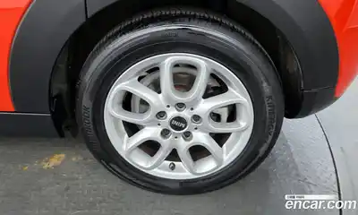 Mini Cooper 2019 1.5 Автомат в Москве № 214265, миниатюра 5