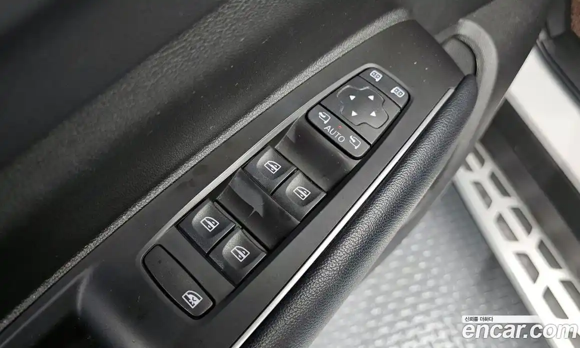 Renault QM6 2023 2.0 Автомат в Москве № 222437, фото 14