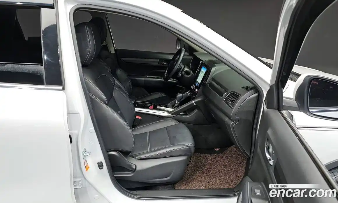 Renault QM6 2023 2.0 Автомат в Москве № 222437, фото 17